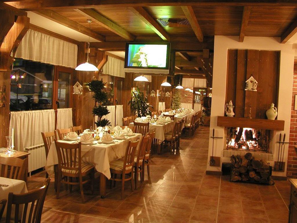 Hotel Razlog Restaurant bilde